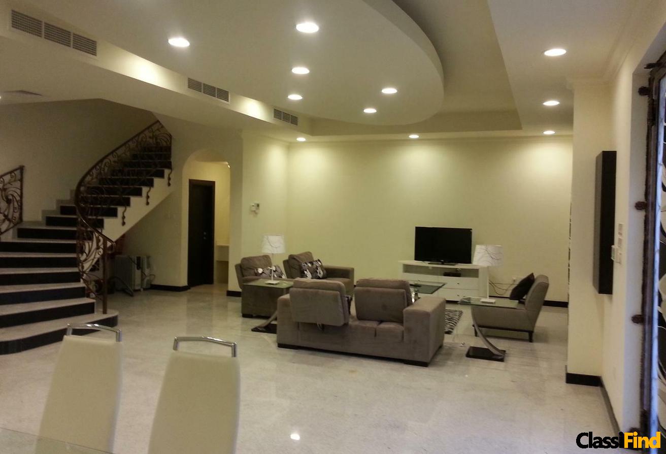 An Contemporary style private 4bed villa!