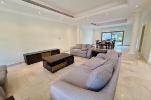 Elegant 5bed furnished villa pvt pool garden -comp