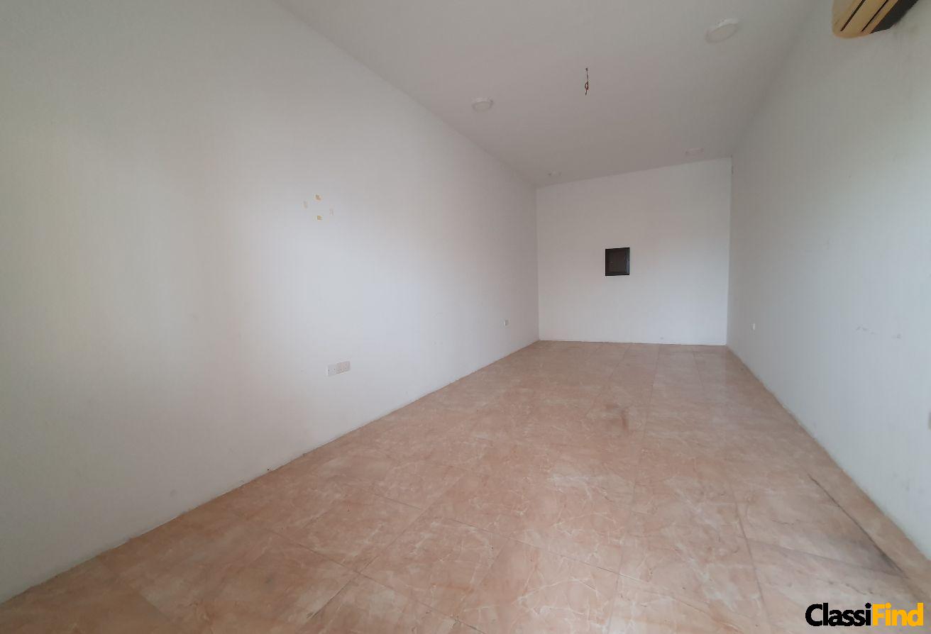 20m² Office Space for Rent with address card