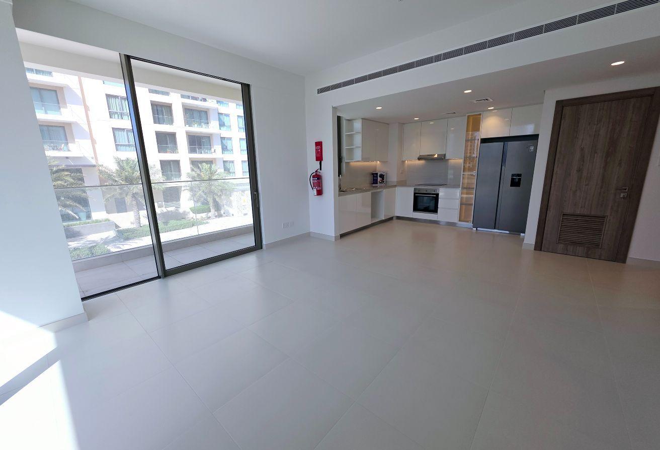2br apart with Beach access-2 years Payment plan