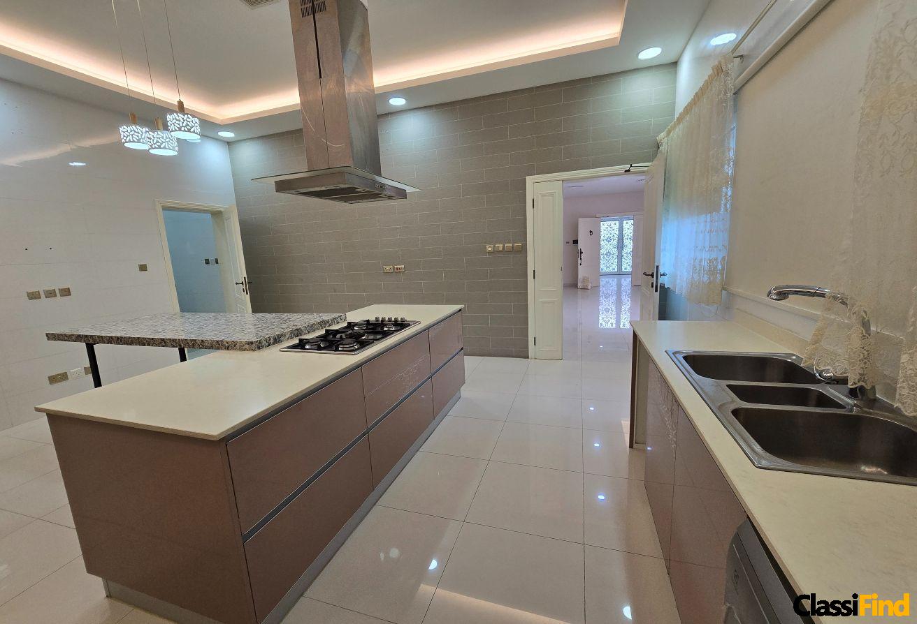Hidd 7br villa for sale+Elevator, luxury living