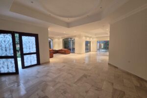 Beautiful 4Bed Villa wPool, small comp BD1100
