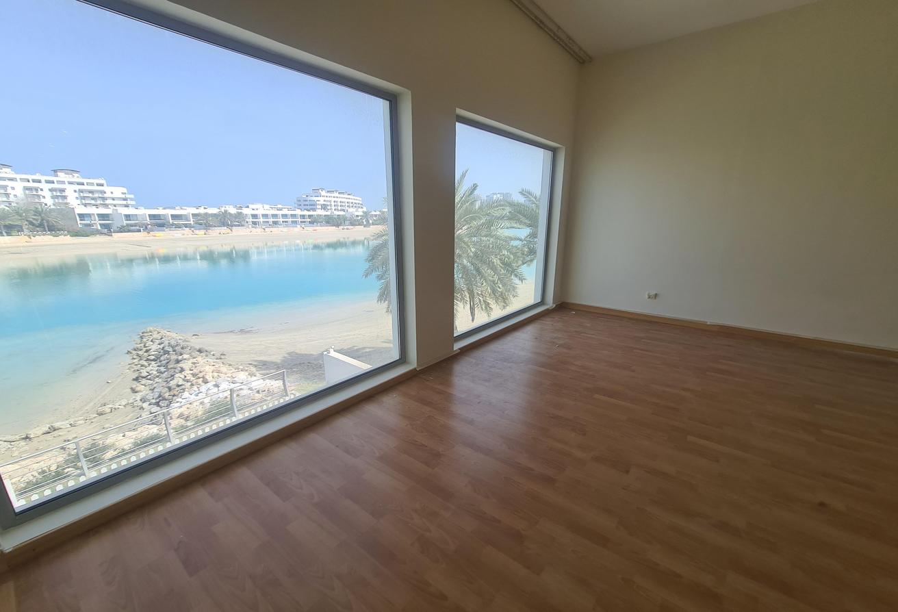 Beach access-Amwaj 3bed Townhouse villa comp