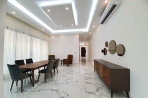 Modern Villa with Jacuzzi is a Treasure!