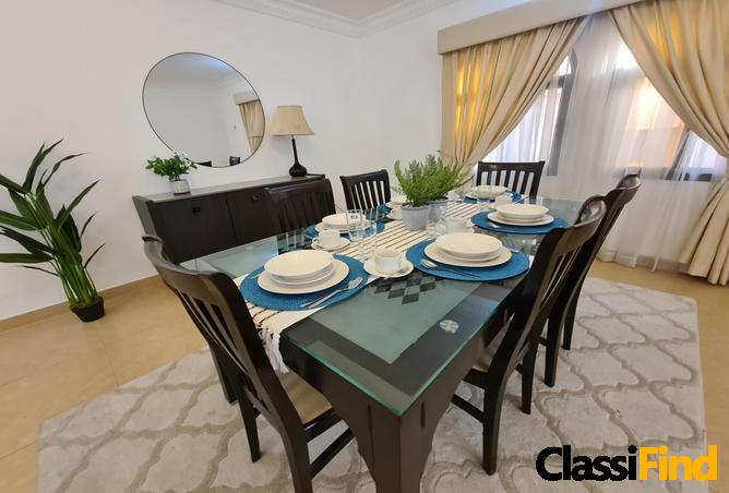 Large 4bed villa w/balcony – compound BD925 excl