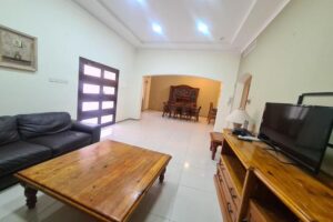 Juffair – Fully Furnished 3bed villa in compound