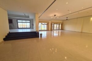 Big stunning 5br pvt pool in large comp BD1500incl