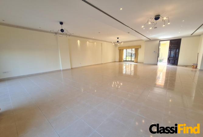 Big stunning 5br pvt pool in large comp BD1500incl