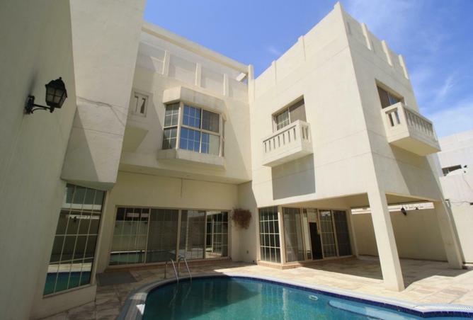 Huge 4bed Stand-alone villa Pool BD1100 incl!