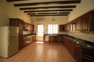 Huge 4bed Stand-alone villa Pool BD1100 incl!