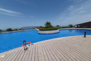 Luxurious 3bed sea view, private terrace and pool!