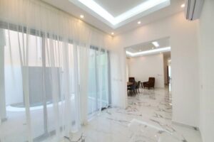 Modern Villa with Jacuzzi is a Treasure!