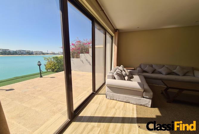 Amazing water view 3bed with direct beach access