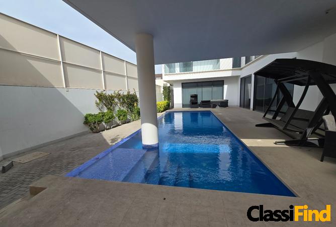Live the Ultra-Modern Lifestyle with a Privatepool