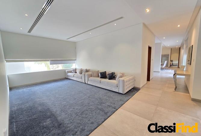 Live the Ultra-Modern Lifestyle with a Privatepool