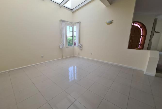 Beautiful 3bed garden Villa in big Green Compound