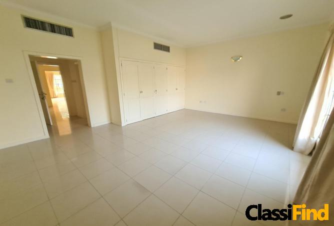 Beautiful 3bed garden Villa in big Green Compound