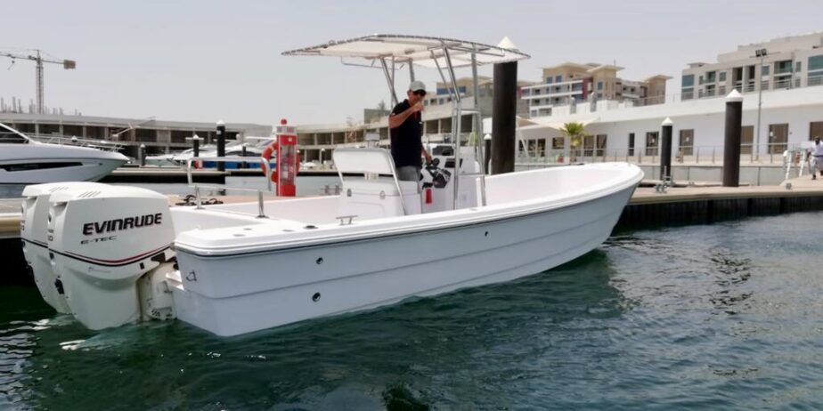 Suprema 25 Explorer – Open Deck – Basic