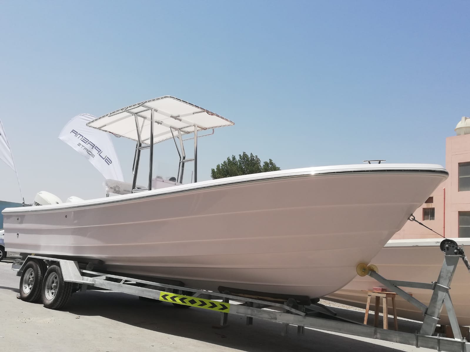 Suprema 25 Explorer – Open Deck – Basic
