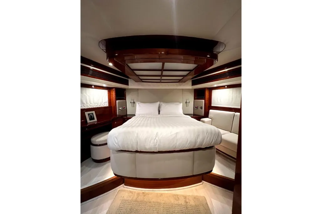 2010 Gulf Craft Majesty 88 | 88ft Dubai, United Arab Emirates