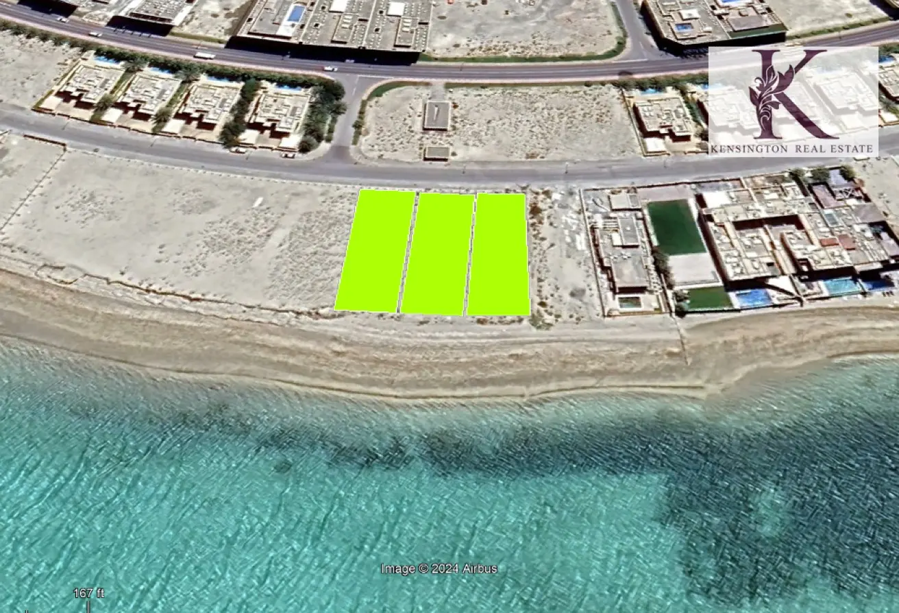 Oceanfront Land for Sale in Amwaj Avenue: Sandy Beach Access, Exclusive Boat Dock Included
