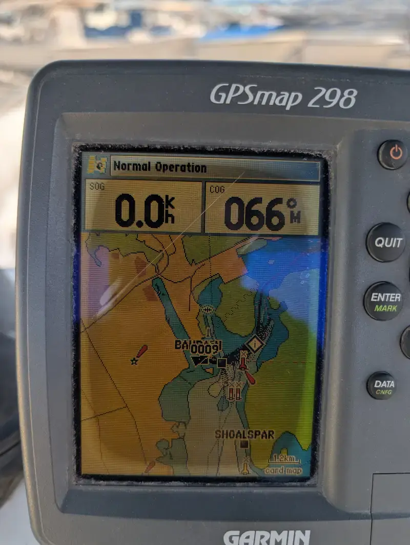 32ft beautiful & well maintained Boat (ready for immediate use)