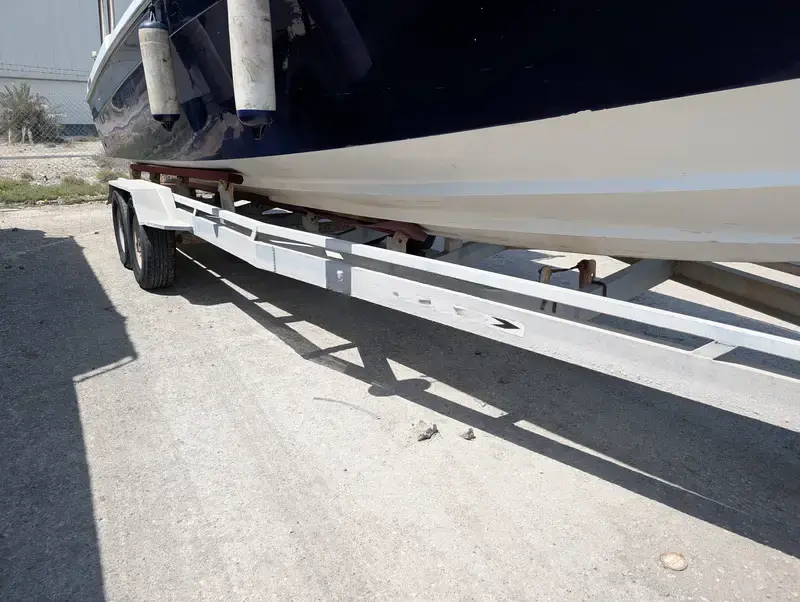 32ft beautiful & well maintained Boat (ready for immediate use)