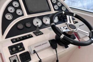 Silvercraft 37 feet, 2009 model For Sale, Kuwait