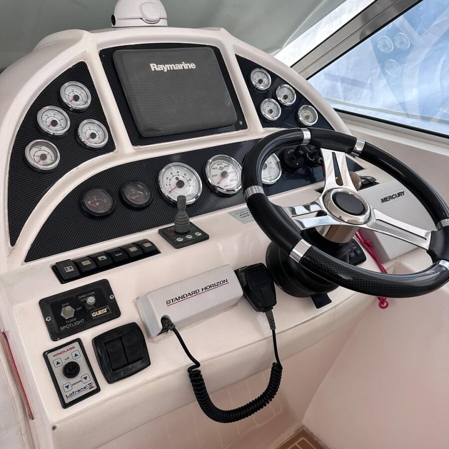 Silvercraft 37 feet, 2009 model For Sale, Kuwait
