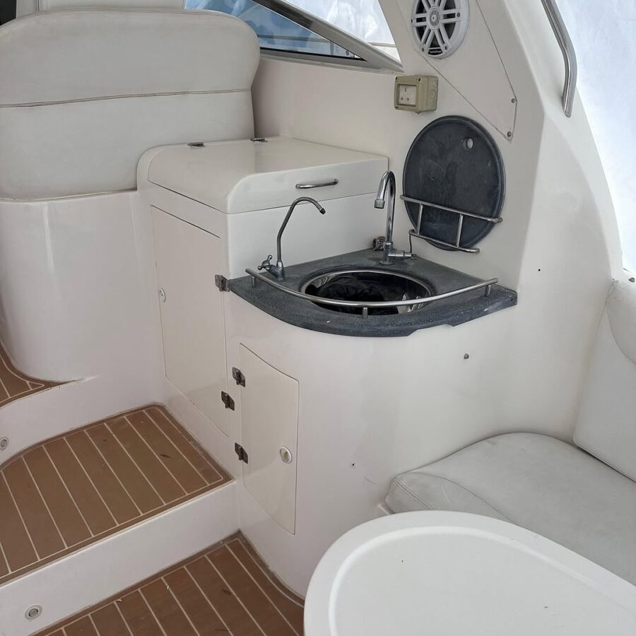 Silvercraft 37 feet, 2009 model For Sale, Kuwait
