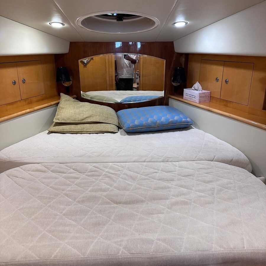 Silvercraft 37 feet, 2009 model For Sale, Kuwait