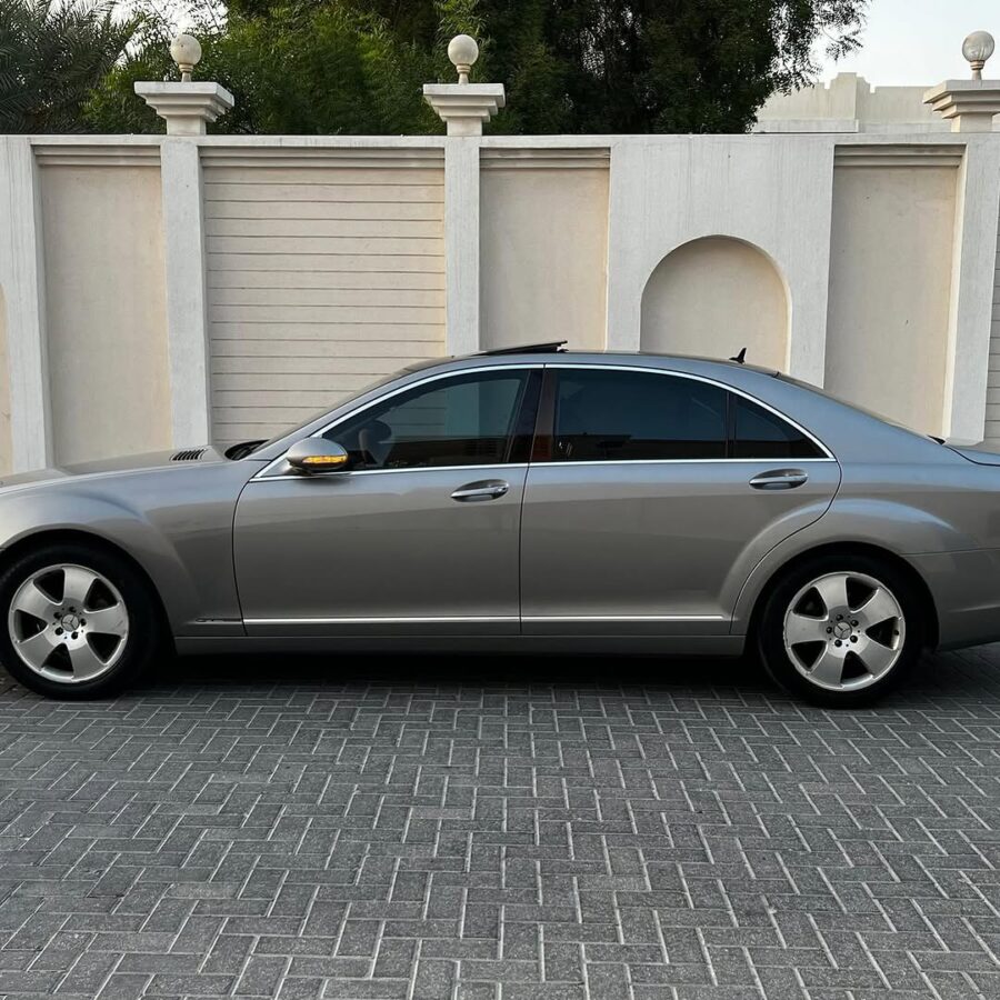 For Sale 𝐌𝐄𝐑𝐂𝐄𝐃𝐄𝐒 𝐒 350 Model: 2006