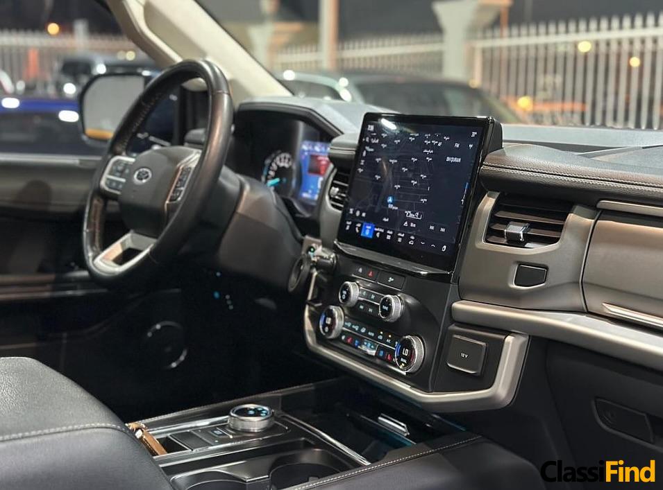 Ford Expedition XLT V6