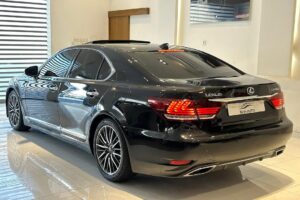 FOR SALE : LEXUS LS350 F SPORT