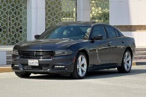FOR SALE: DODGE CHARGER V6 SXT