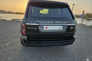 Range Rover Vogue SE P525 – 2021 – Santorini Black – Single Owner