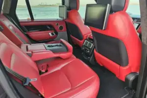 Range Rover Vogue SE P525 – 2021 – Santorini Black – Single Owner