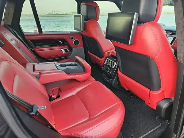 Range Rover Vogue SE P525 – 2021 – Santorini Black – Single Owner