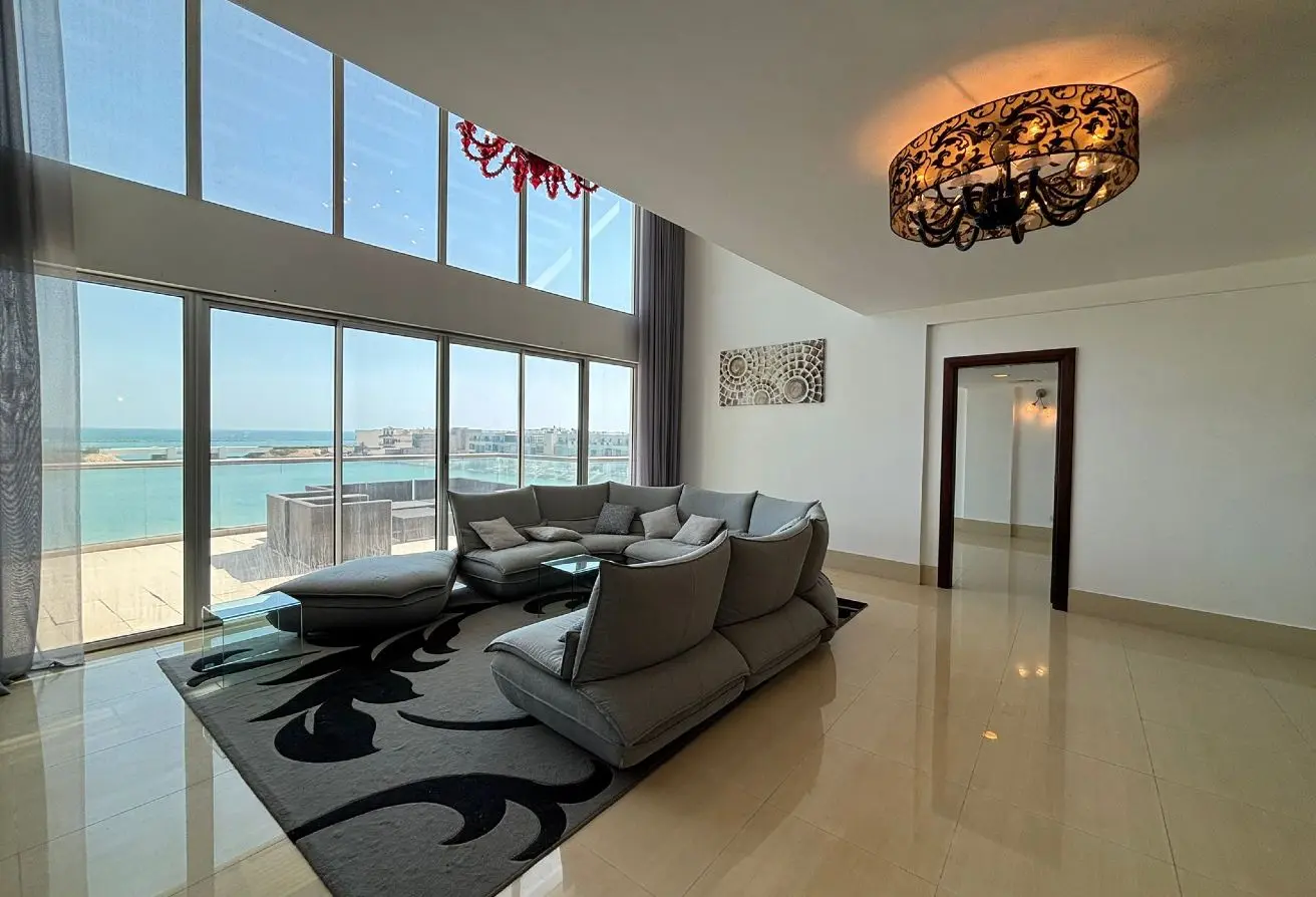 Sea View Penthouse for rent in Amwaj/Ready to move
