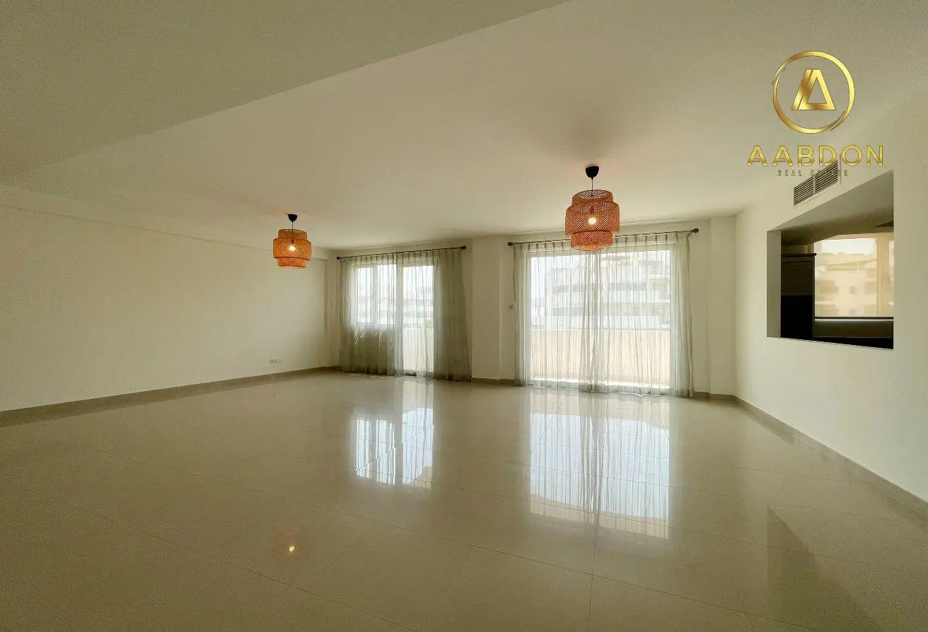 Spacious Pent House | Balcony | Semi Furnished