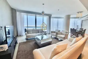 شقة فاخرة للغاية | إطلالة خلابة على البحر | غرفة خادمة