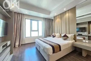 Bright luxury home near Juffair Mall, all included