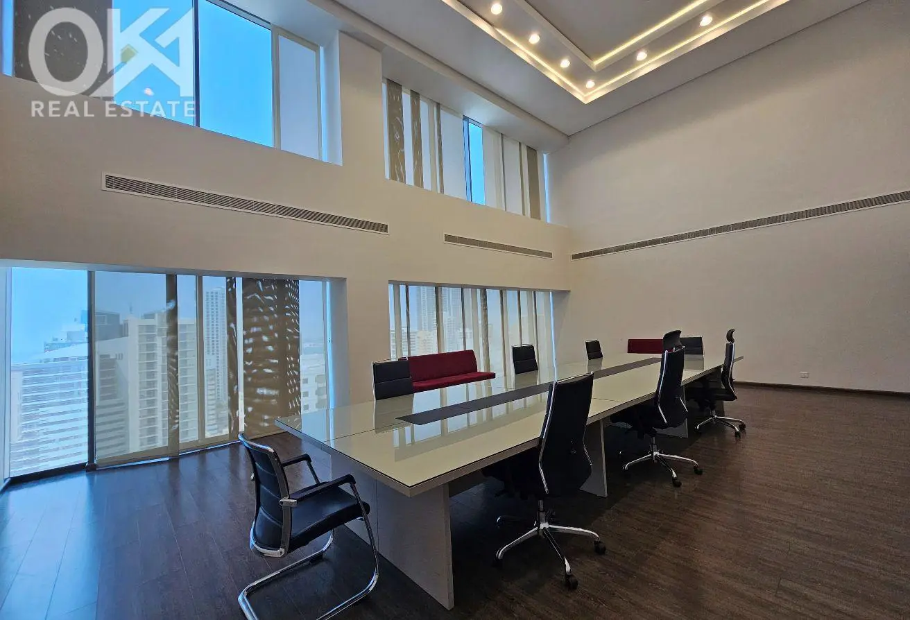 Bright luxury home near Juffair Mall, all included