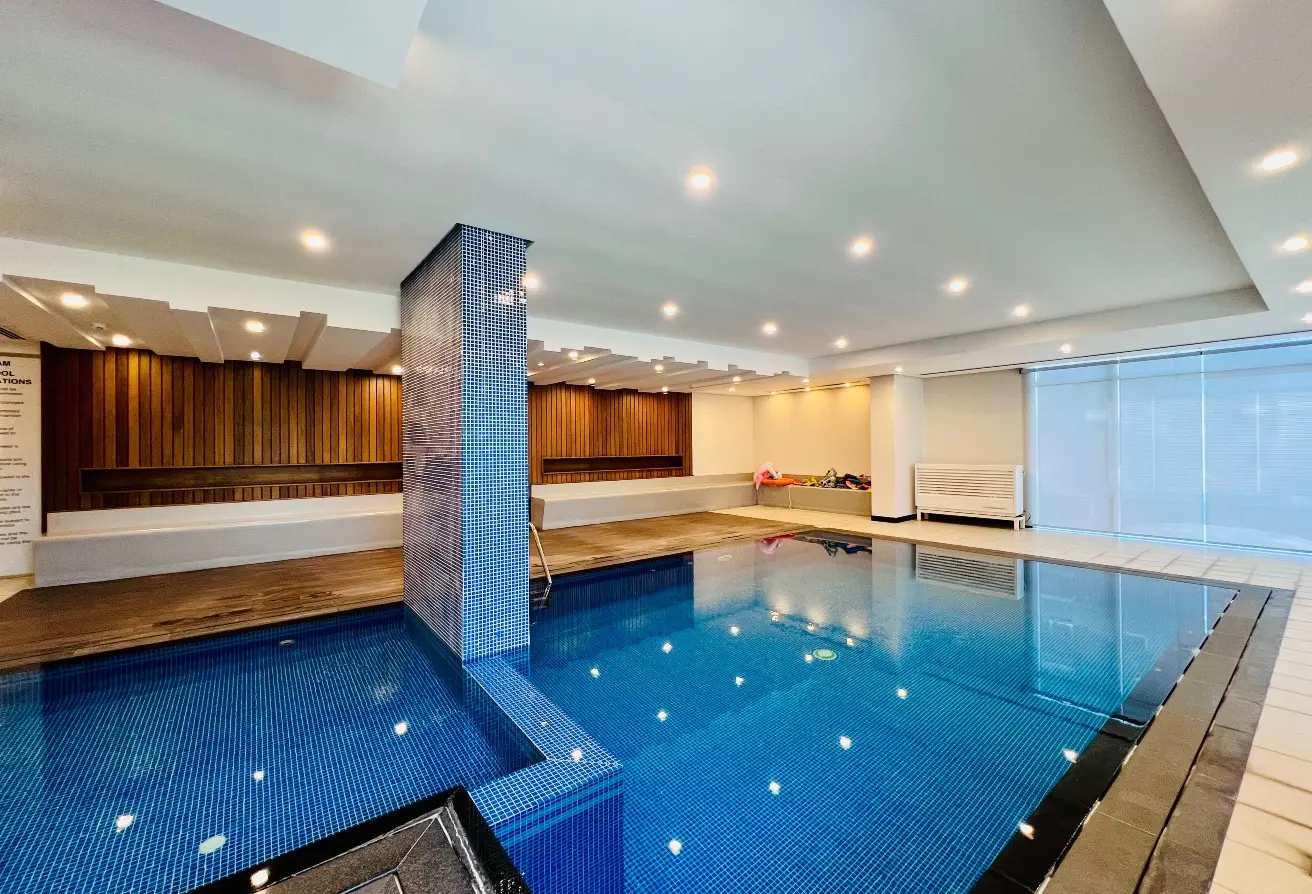 APARTMENTS FOR RENT IN REEF ISLAND, Luxurious | Waterfront | Balcony | Storage Room