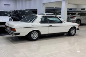 مرسيدس بنز 280C 1985
