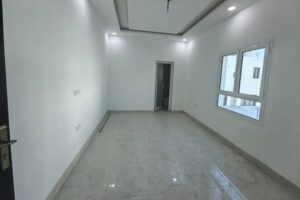 For Sale: Commercial Investment Building with 5 Retail Shops, 5 Bathrooms, and 4 Prime Location Commercial Apartments