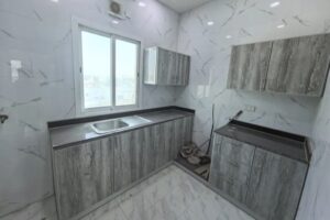 For Sale: Commercial Investment Building with 5 Retail Shops, 5 Bathrooms, and 4 Prime Location Commercial Apartments