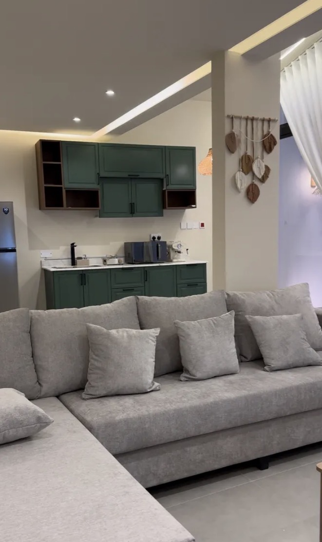 For Sale: Luxurious Hotel-Style Retreat with Stunning Swimming Pool and All Modern Amenities