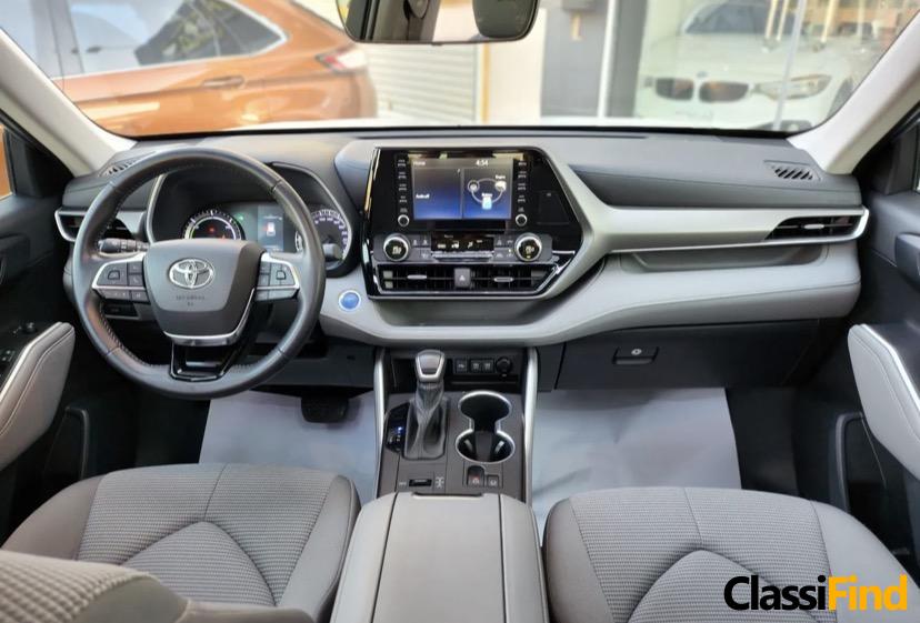 For Sale: Immaculate 2020 Toyota Highlander Hybrid – Low Mileage