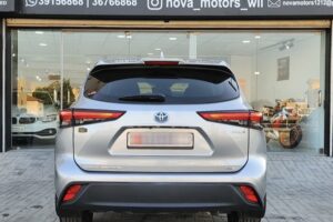 For Sale: Immaculate 2020 Toyota Highlander Hybrid – Low Mileage